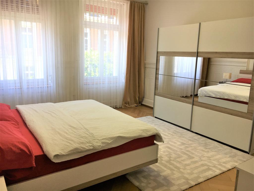 Ariba Aparthotel Базель Экстерьер фото